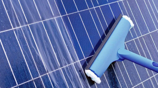 Solar-Panel-Cleaning